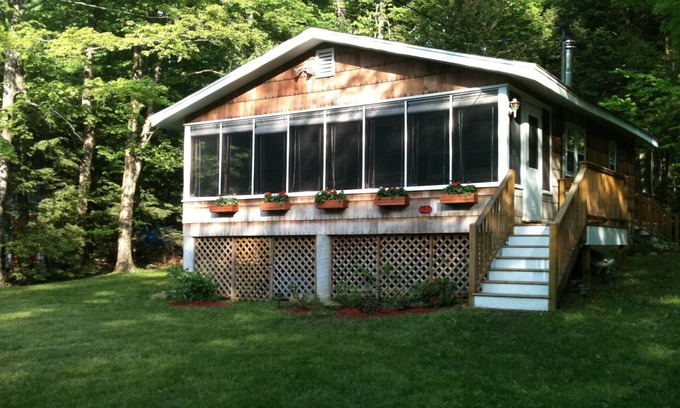 Sherwood Forest Cabin | Idyllic Cabin Steps from Swimming, Boating & Scenic Views