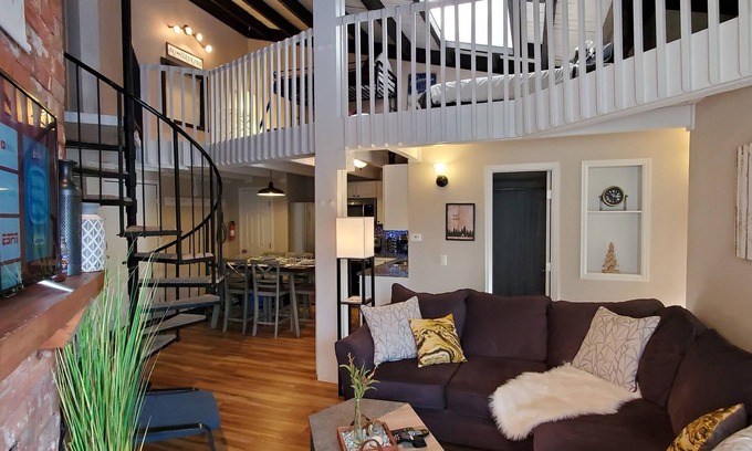 Wildernest Condo | Relaxing Condo in Ski Country with Pool and Hot Tub!