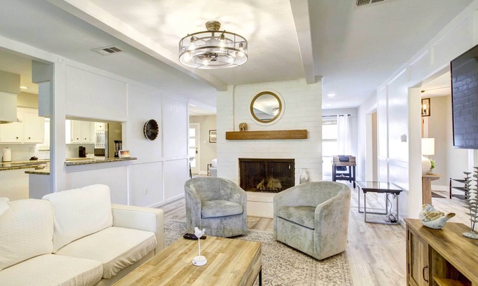 Panorama Village House | Relaxing Conroe Getaway with Patio and Golf Course Views