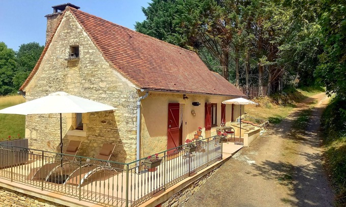 Les Arques Cottage | Quiet cottage for 2 adults on the border of Lot and Dordogne