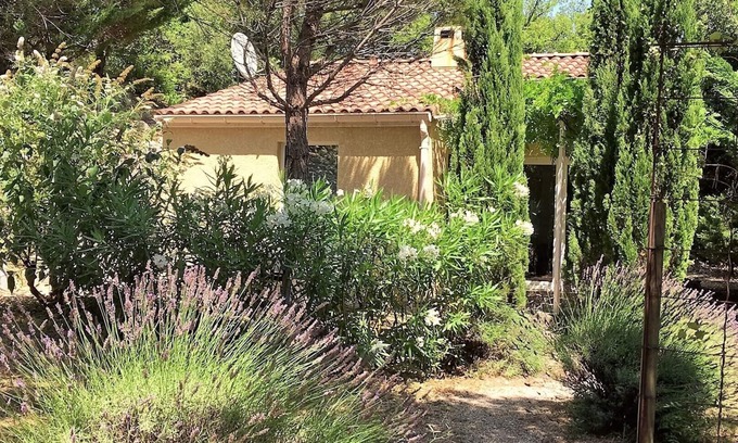 Lodeve House | Serene Cottage Steps from Salagou Lake with Pool & Spa