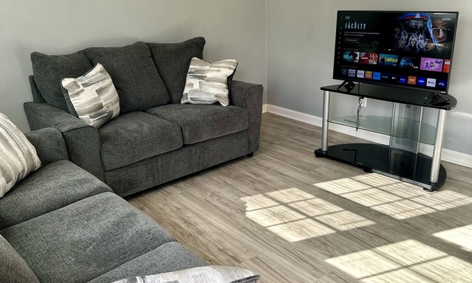 Smithfield House | Cozy Duplex Oasis with Pet-Friendly Amenities & Spa