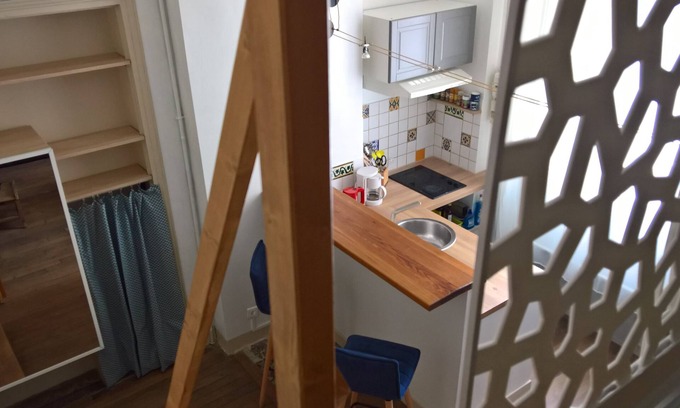 20th Arrondissement Apartment | Charming Studio Retreat with Kitchen in Central Paris