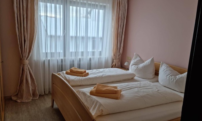Wurding Apartment | Cozy Vacation Apartment with Loggia & Child-Friendly Amenities