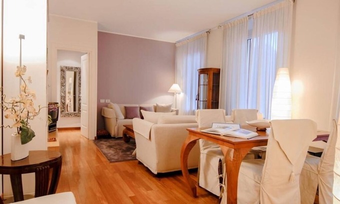 Zona Risorgimento Apartment | Quiet & elegant flat in Porta Venezia - up to 4 !