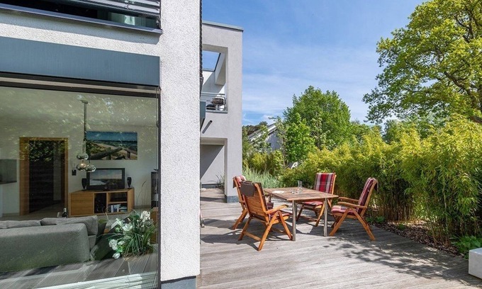 Juliusruh Apartment | Tranquil Strandna: Premium Beachfront Escape with Spa
