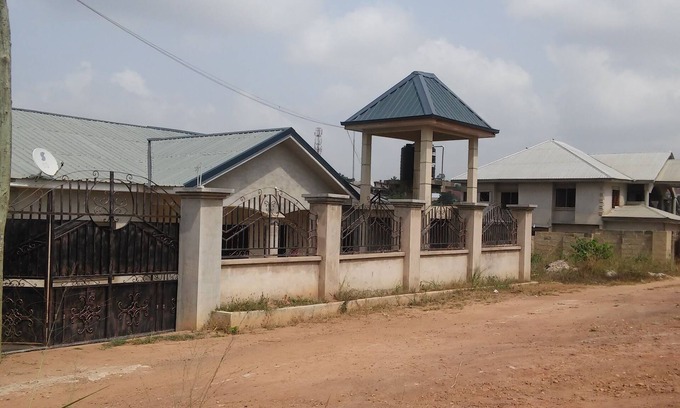 Kumasi House | Serene City Retreat with Breakfast Included