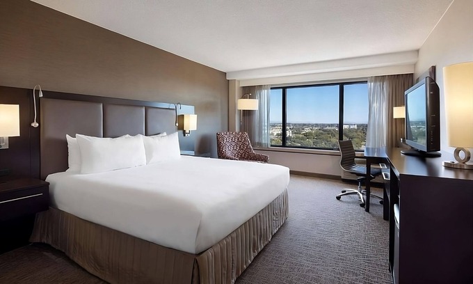 Milpitas Hotel | Pet-Friendly Retreat with Free Airport Shuttle in Silicon Valley