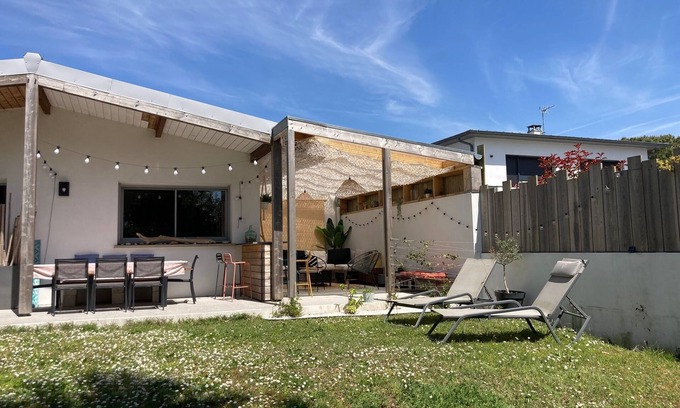 Boucau House | Family-Friendly Retreat Steps from the Ocean with Spa Access