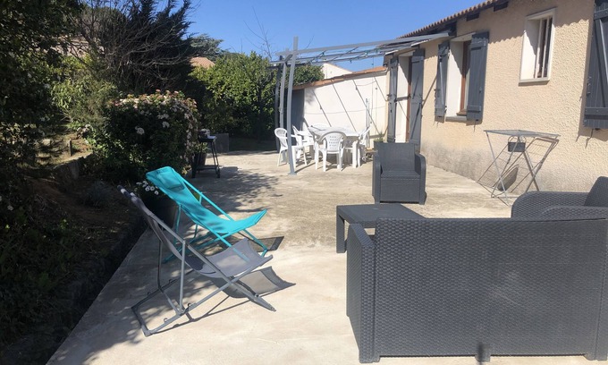 Beauvoisin House | Serene Retreat with Parking in Petite Camargue