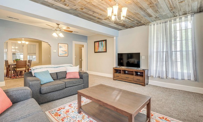 Northside House | Peaceful Jacksonville Retreat Near Downtown & Family-Friendly