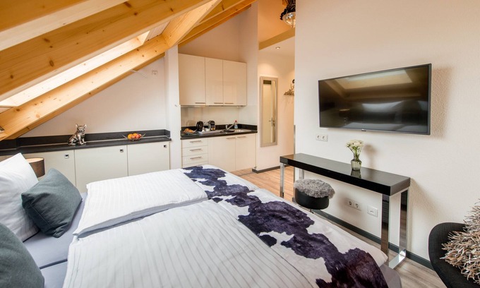 Bensheim Apartment | Experience Oceanfront Living at Apartmenthaus Horster