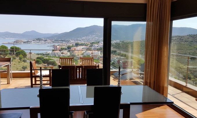 Llanca Apartment | Serene High Standing Apartment with Ocean View & Pool
