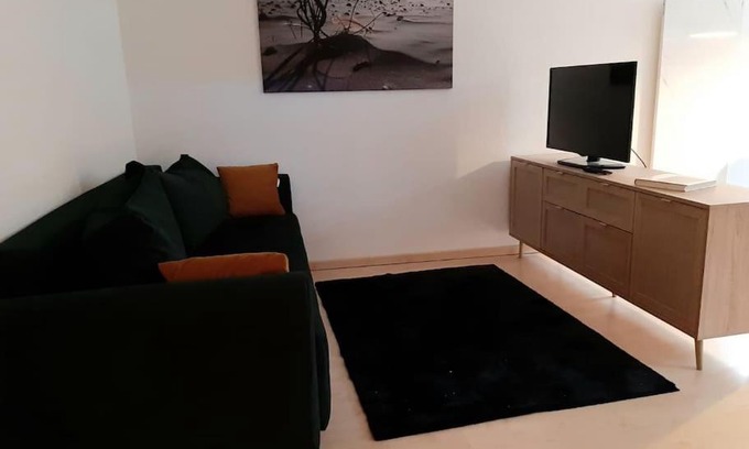 Hechingen Apartment | Modern Flat with Private Terrace, Pet & Child Friendly