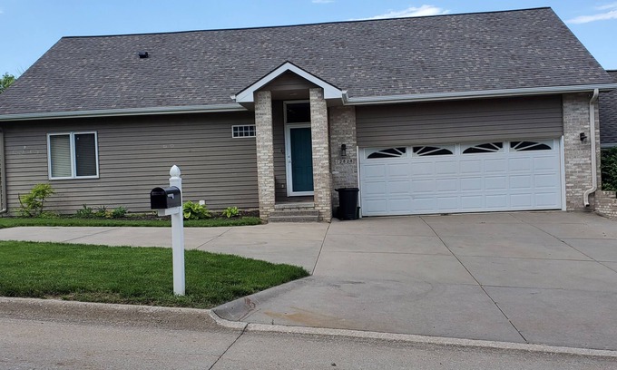 West Omaha House | Tranquil Modern Home Near Attractions with Family-Friendly Amenities