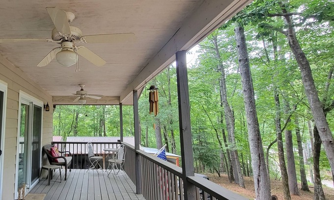 Mountain Rest House | Tranquil Mountain Lake Cabin with River Access & Pet Friendly