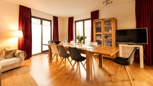 Bergisch Gladbach House | Tranquil Retreat in Nature Near Cologne - Family Friendly