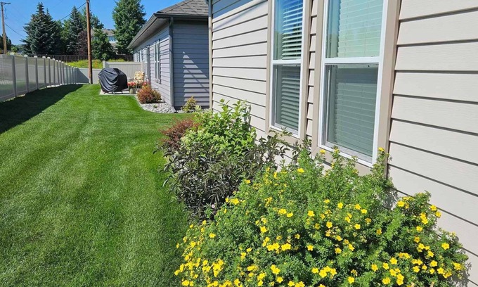 Sheridan House | Tranquil Townhome Steps from Sheridan's Scenic Walking Paths