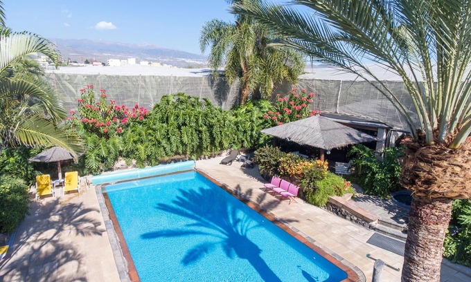 San Miguel de Abona House | Tranquil Oceanfront Retreat with Heated Pool & Spa Access