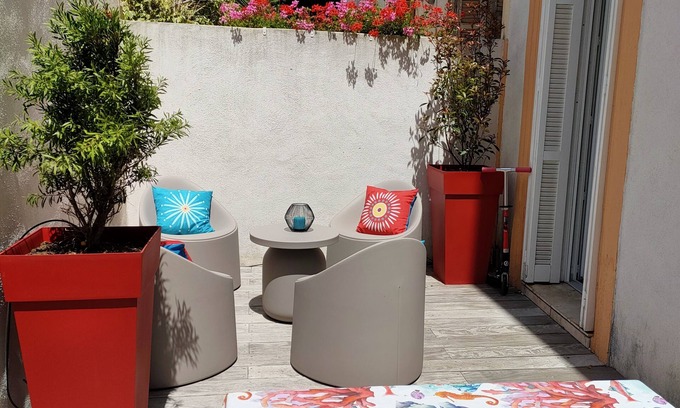 Ajaccio Apartment | Secluded Retreat with Ocean Views, Steps from the Beach