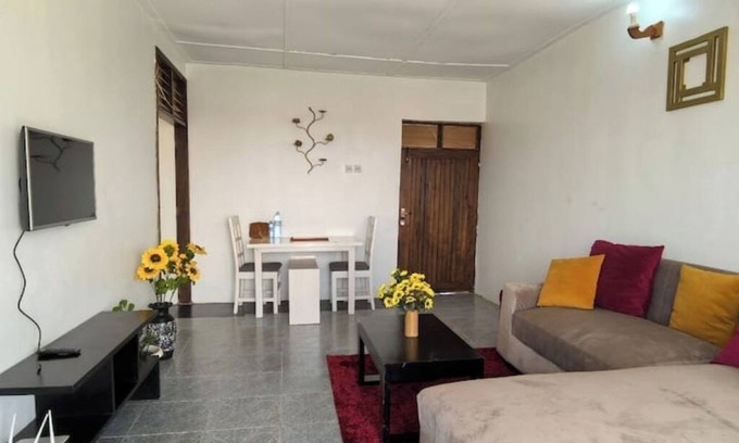 Kampala Apartment | Quiet Room 2 on Mawanda Rd Hill