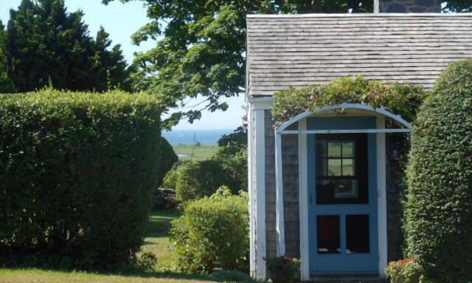 Adamsville Cottage | Serene Getaway Near Fogland Beach with Ocean Views