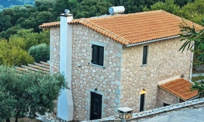 Agios Petros Villa | Quiet, solar-powered house in the heart of nature Pets welcome
