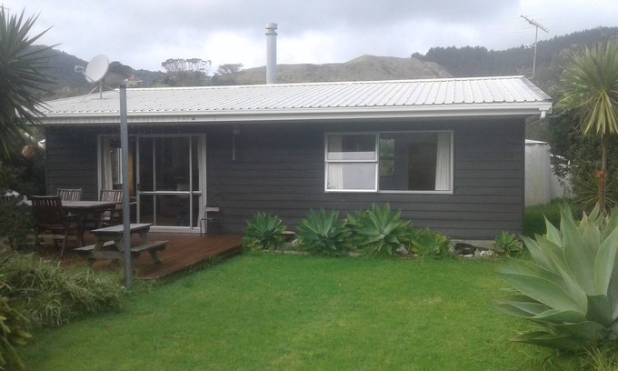 Te Akau House | Tranquil Kiwi Bach with Pool & Pet-Friendly Amenities