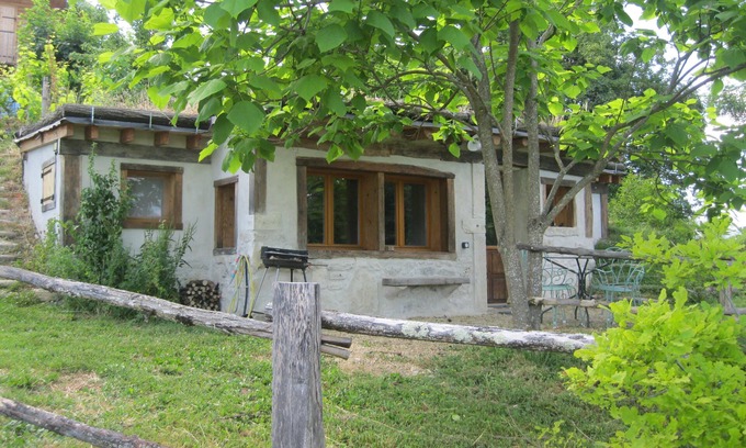 Belley Cabin | Serene Tree House Retreat in the Bugey Region, Rated 9.8