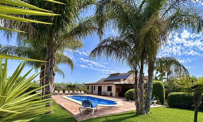 Alhaurin el Grande Villa | Peaceful Villa with Heated Pool and Stunning Ocean Views