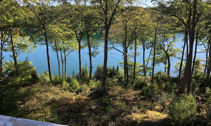 Georgetown House | Peaceful Waterfront Retreat with Family-Friendly Amenities