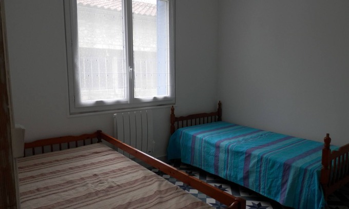 Cherves-Richemont House | Quiet, well-equipped house 4km from Cognac. Enclosed garden space for 2 cars.