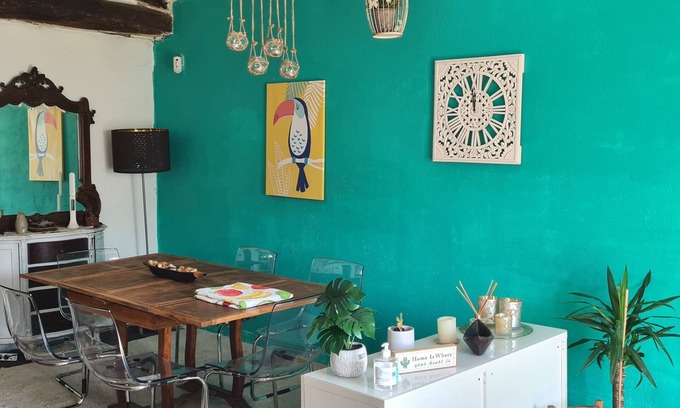 Santa Marta de Penaguiao Cottage | Family-Friendly Quinta da Madalena with Pool and Spa