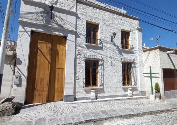Miraflores House | Child-Friendly Retreat at Quinta Alpaca - Guest Rated 10/10