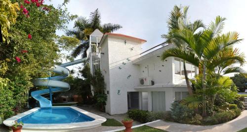 Cacahuamilpa House | Experience Quinta Celeste: Oceanfront Serenity Awaits