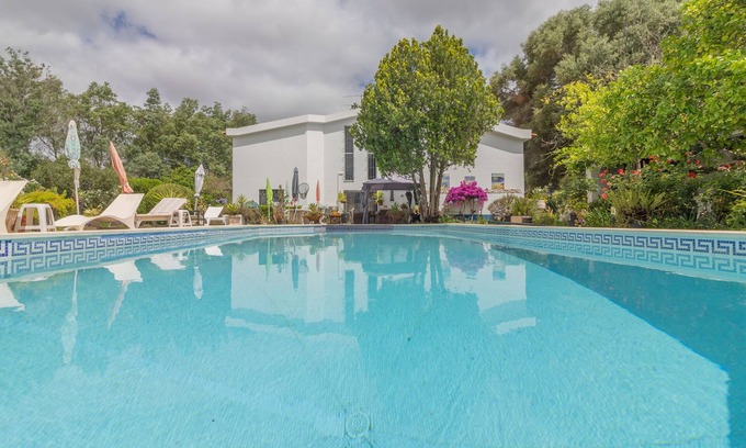 Bravura House | Discover Quinta da Bravura Country House with Private Pool