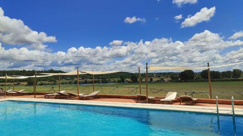 Alferrarede House | Quinta das Arribas: Family-Friendly Retreat with Ocean Views
