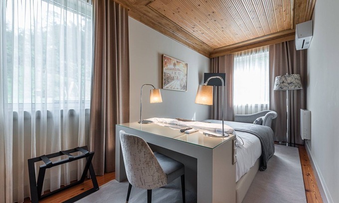 Joane Apartment | Discover Quinta das Pirâmides - O Africano, Family-Friendly Stay