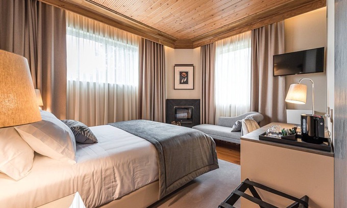 Joane Apartment | Top-Rated Quinta das Pirâmides - O Comendador Awaits You