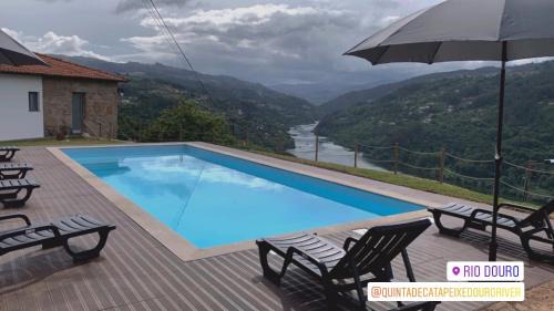 Marco de Canaveses House | Elegant Quinta de Catapeixe by the Douro River