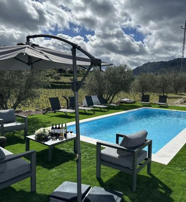 Cabanas de Baixo House | Relaxing Oceanfront Getaway at Quinta de Gandarem