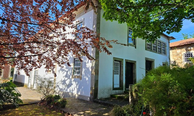 Perre House | Discover Quinta Do Bento Novo - A Top-Rated Country Retreat