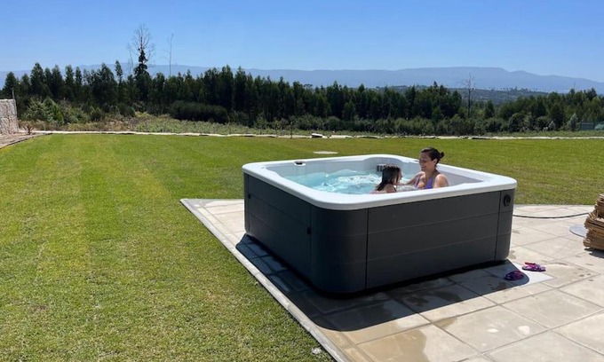 Mangualde House | Quinta do Carregal: Family-Friendly Retreat with Hot Tub
