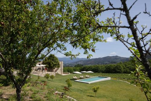 Crasto House | Discover Quinta do Outeiro 1598: Oceanfront Oasis Awaits!