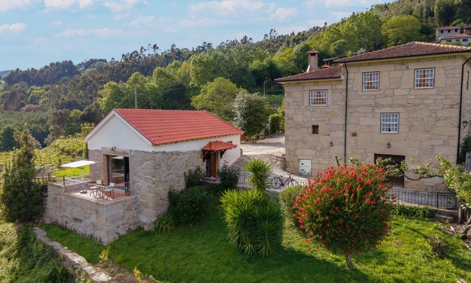 Cabeceiras de Basto Cottage | Relax at Quinta do Tapadinho - Tâmega Terrazza Loft