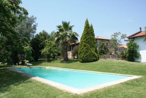 Vila Verde House | Enchanting Quinta Do Sobreiro: Oceanfront Retreat with Pool