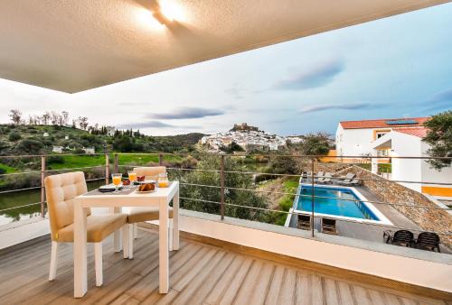 Mertola House | Inviting Oceanfront Getaway at Quinta do Vau - 4 Stars