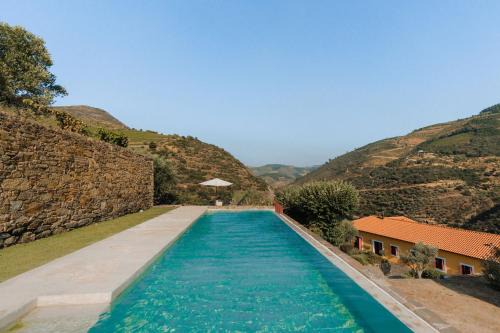 Peso da Regua Hotel | Oceanfront Quinta Dona Matilde with Pool & 9.3/10 Rating