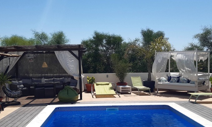 Bernarda Cottage | Quinta dos Migueis - Rustic Villa with Private Pool & Views