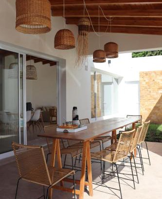 Esperanza House | Oceanfront Quinta El Hornero: Guest Rated 9.9, Pool & Breakfast